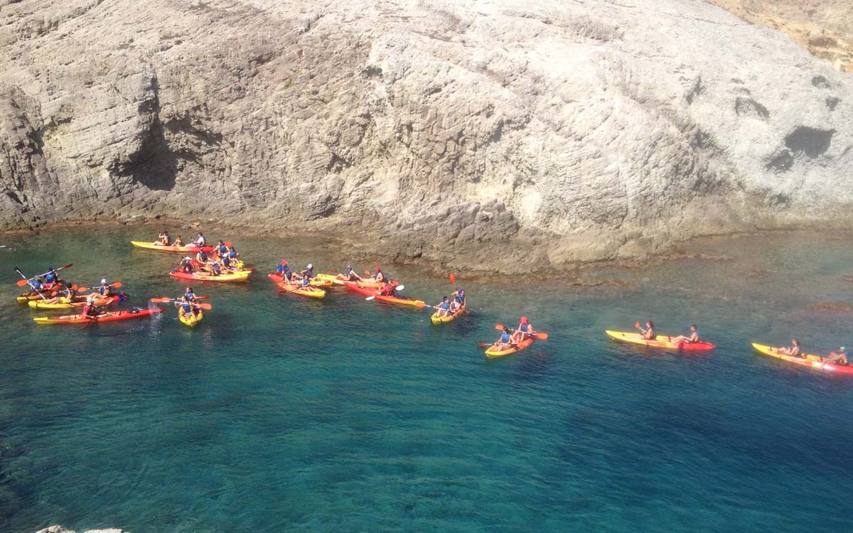 Las tres mejores rutas en kayak del Parque Natural De Cabo De Gata – Níjar